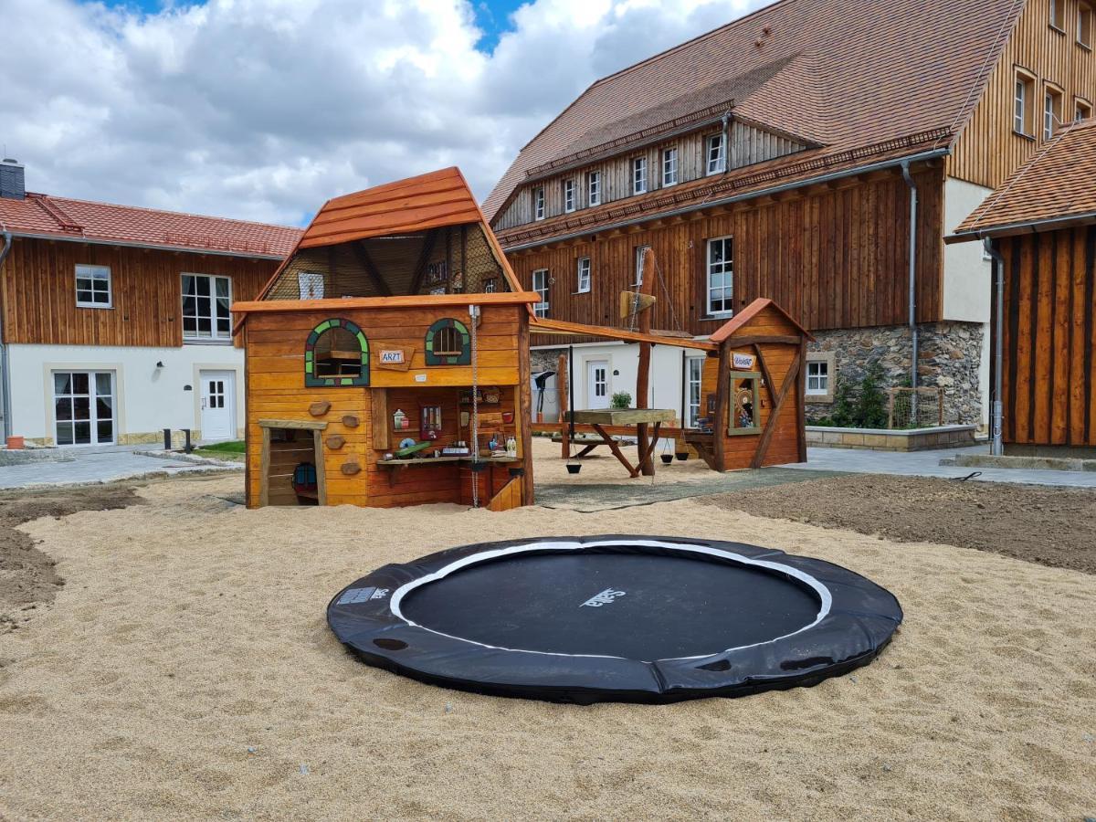 Familien- Und Apartmenthotel Lerchenberghof Walddorf  Exteriér fotografie
