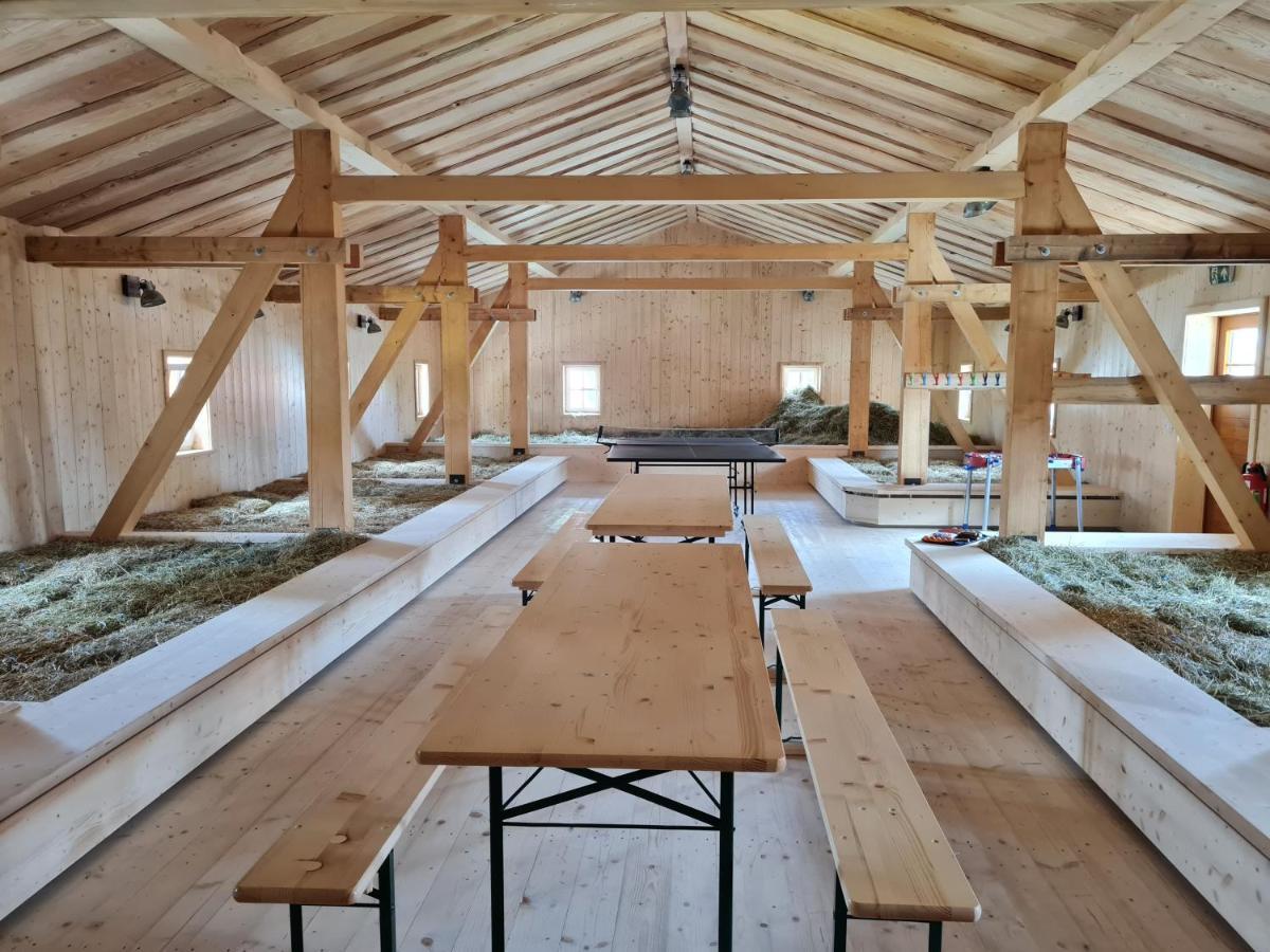 Familien- Und Apartmenthotel Lerchenberghof Walddorf  Exteriér fotografie