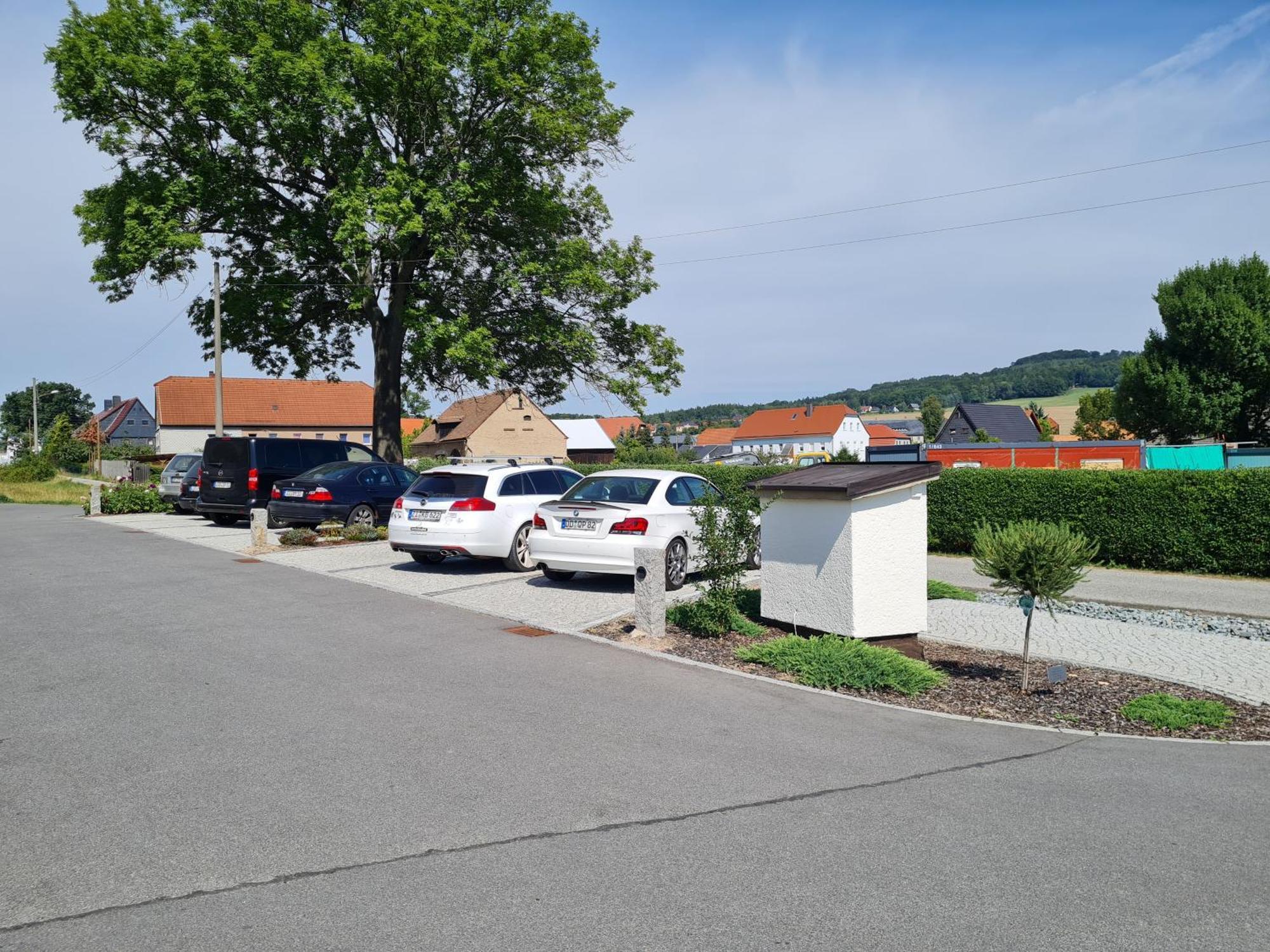 Familien- Und Apartmenthotel Lerchenberghof Walddorf  Exteriér fotografie