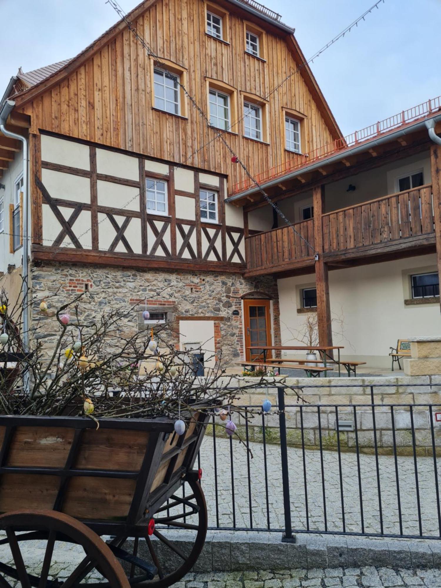 Familien- Und Apartmenthotel Lerchenberghof Walddorf  Exteriér fotografie